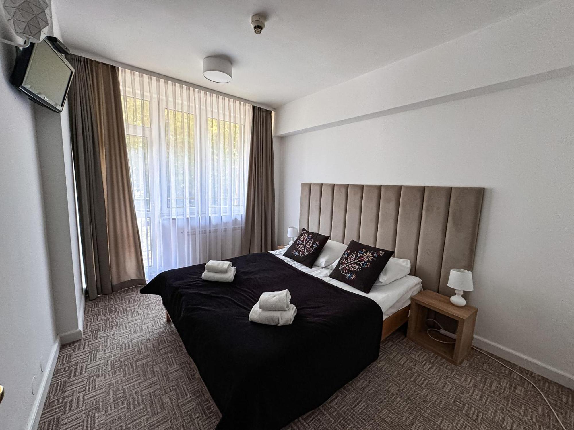 Hotel Echo Cedzyna Eksteriør bilde