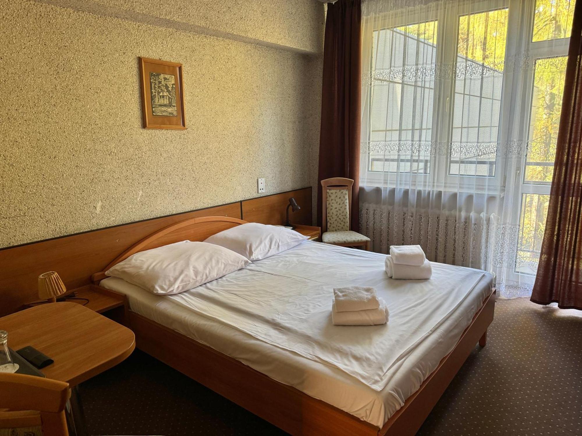 Hotel Echo Cedzyna Eksteriør bilde