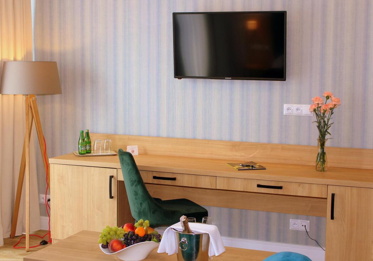 Hotel Echo Cedzyna Eksteriør bilde